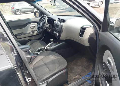 2014 Kia Soul z USA, uszkodzony, nr VIN KNDJN2A28E7041041